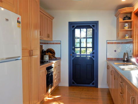 164 Mitchell Pde - Spectacular Views - Accommodation Search 3