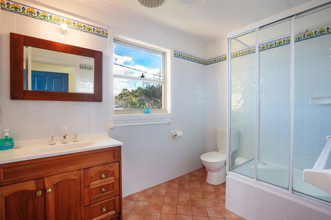 164 Mitchell Pde - Spectacular Views - Accommodation Search 1