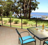 2 'Magnus Pines' 52-56 Magnus Street - stunning unit with aircon water views  foxtel - Accommodation Search