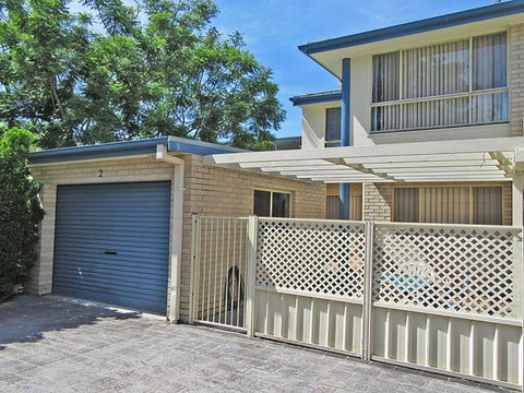 2 'Mahi Mahi', 5 Achilles Street - 3 Bedroom Between Shoal Bay And Little Beach - Accommodation Search 0