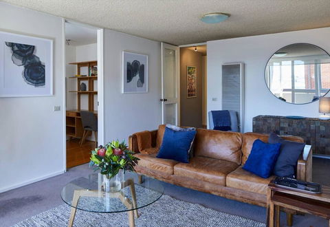 2 Bdrm South Yarra Apt With Balcony And Parking - Accommodation Search 0