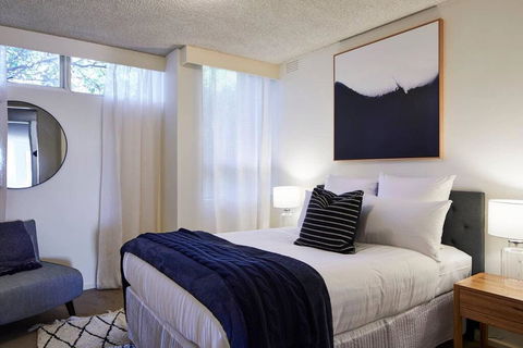 2 Bdrm South Yarra Apt With Balcony And Parking - Accommodation Search 2