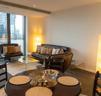 2 Bedroom Apartment with City Views - Accommodation Search