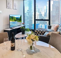 2 Bedroom Luxury on Southbank Boulevard - Accommodation Search