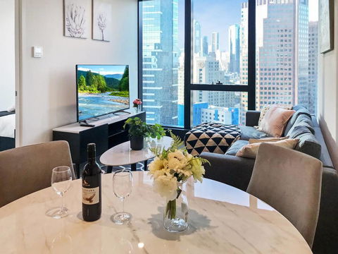 2 Bedroom Luxury On Southbank Boulevard - Accommodation Search 0