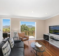 2 Bedroom Villa  Oaks Cypress Lakes Resort - Accommodation Search