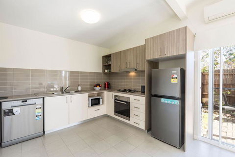 2 Bedroom W/Parking Near Central Cessnock - Accommodation Search 1