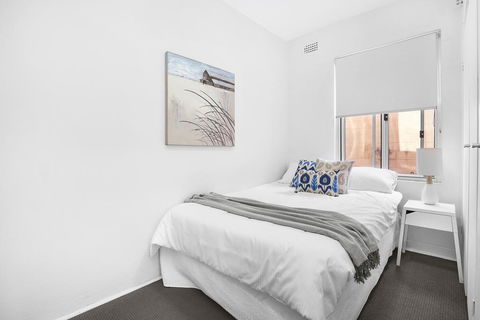 2 South Pacific - Accommodation Search 2