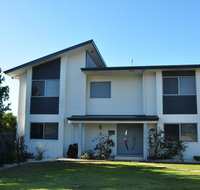 21 Tingira Close - Family home in a quiet street enjoying ocean views - Accommodation Search