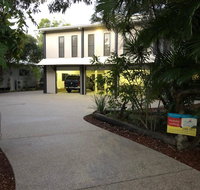 25 Naiad Court - Rainbow Shores The Ultimate Beachside Executive Property Air conditioned - Accommodation Search
