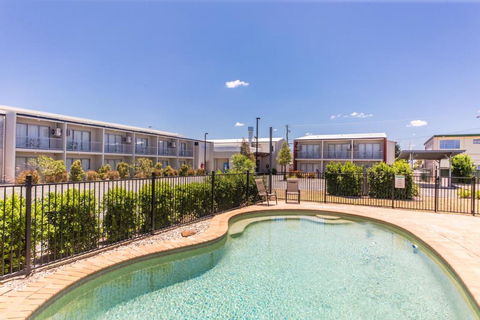 Capella Coach Inn - Accommodation Search 1