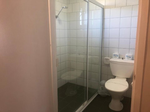 CAPRICORN MOTOR Inn - Accommodation Search 1