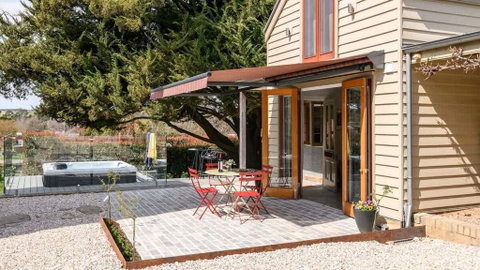 Clergy Cottage - Accommodation Search 4