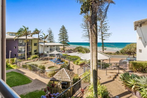 Coolum Beachside Apartment - Accommodation Search 2