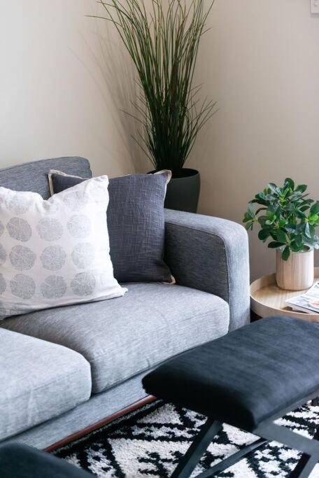 Cute As A Button - Picket Fence 3 Bed Stylish Home - Accommodation Search 4
