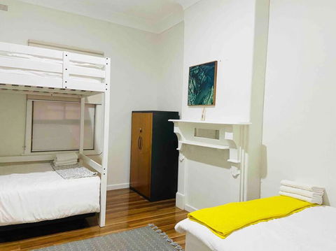 D109 Inner City Oasis On Buckingham - Accommodation Search 2