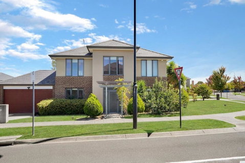 Deluxe Family Montpellier Gardens Estate - Burwood - Accommodation Search 1