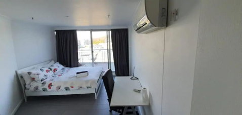 Dana-Cozy Private Room In Shared Central Apt-Rm 2 - Accommodation Search 0