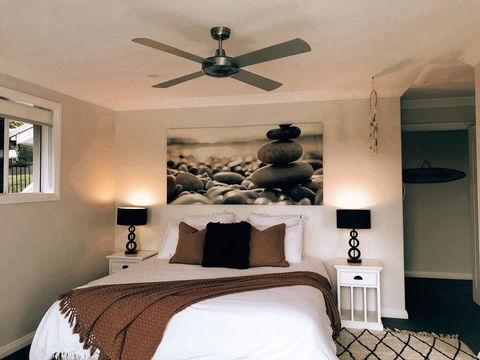 28 Clarence Crescent Villa - Accommodation Search 0