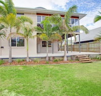 29 Cypress Avenue - Rainbow Beach Close to the beach with a pool - Accommodation Search
