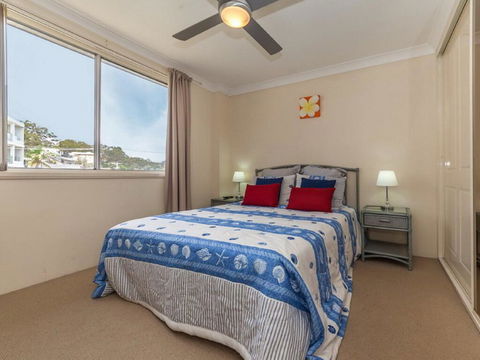 3 'Sunset' 11 Victoria Parade - Stunning Unit Right Across From The Water - Accommodation Search 1