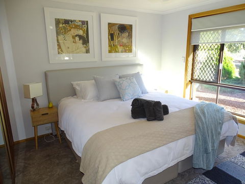 3 Pears On The Park McLaren Vale - Accommodation Search 0