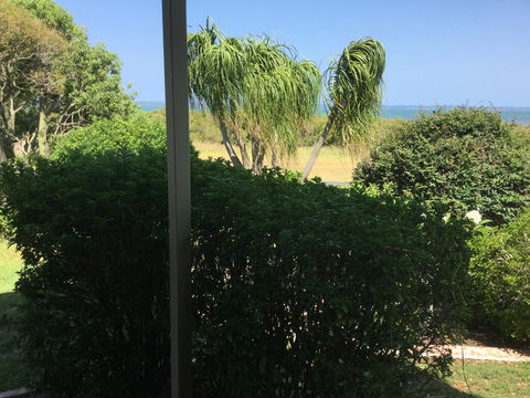 3 Sea/Fraser Island View Deckings, Beachfront, Marina - Accommodation Search 2