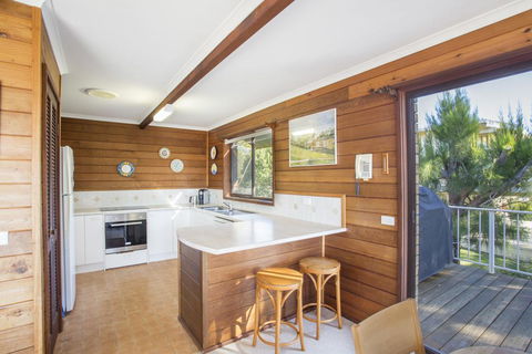 3 Shipton Cres - Heavenly Haven - Accommodation Search 2