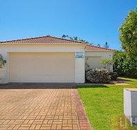 32 Beachside - Accommodation Search
