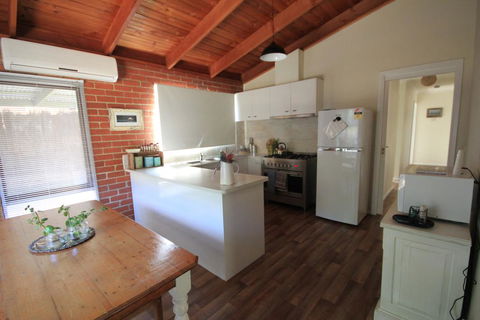 32 Owarra Street - Accommodation Search 0