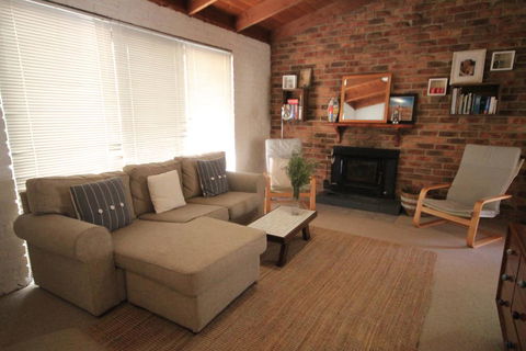 32 Owarra Street - Accommodation Search 1