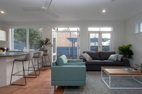 3BR Cottage With Parking Close To Adelaide CBD - Accommodation Search 0