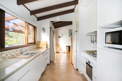 45 Boag St - Comfy And Close - Accommodation Search 3