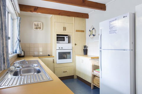 45 Golf Ave - Superb Location - Accommodation Search 2
