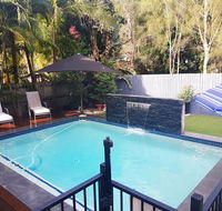 5 Bedroom Luxury Villa - Hope Island - Accommodation Search