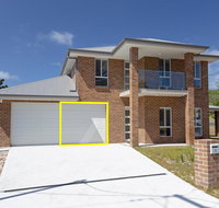 5 Bent Street - huge house with Foxtel  Aircon - Accommodation Search