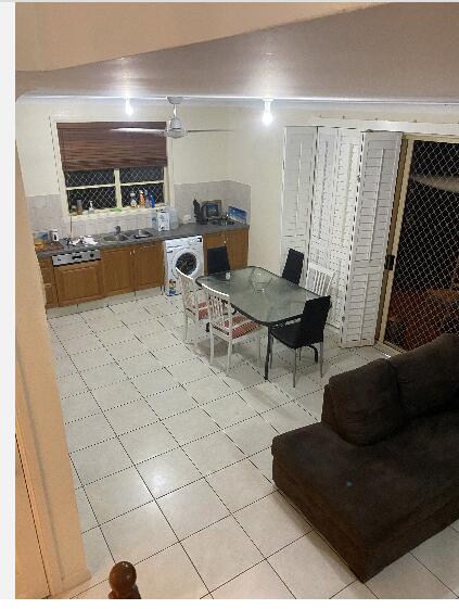 5 Mins To Movie World & Pet Friendly - Accommodation Search 3