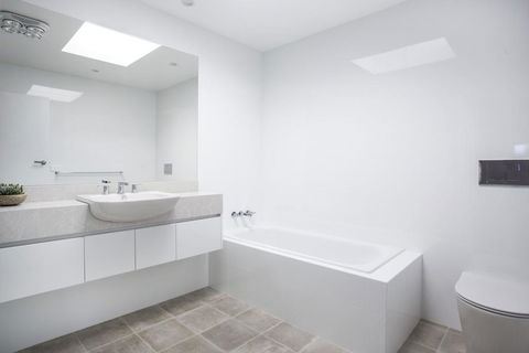 57 Carroll Ave Mollymook Beach - Relaxed Homely Retreat - Accommodation Search 1