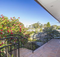 57 Carroll Ave Mollymook Beach - Relaxed Homely Retreat - Accommodation Search