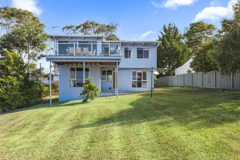 58 Lockhart Ave - Unlock Mollymook's Heart - Accommodation Search 1