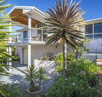 58 Seaview St - Summer Days - Accommodation Search