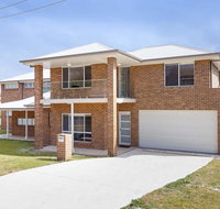 5B BENT STREET - LARGE HOUSE WITH DUCTED AIR CON WIFI  FOXTEL - Accommodation Search