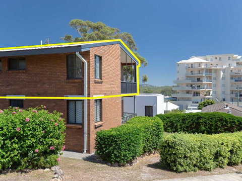 6 'Bahia', 47 Ronald Avenue - Fantastic Location With Filtered Water Views - Accommodation Search 0