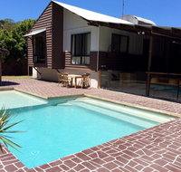 6 Bomburra Court - Rainbow Beach Pet Friendly in great Bush and Beach location - Accommodation Search
