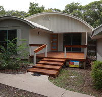7 Belle Court - Rainbow Shores Huge Beach House Ducted Air Con Pets Welcome - Accommodation Search