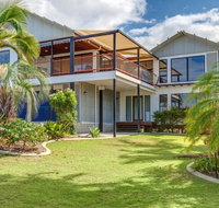 90 Cooloola Drive - Rainbow Beach Luxury Beach House Ocean Views - Accommodation Search