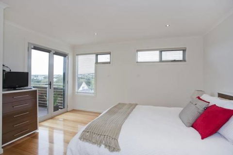 A Beautiful Beach House Torquay - Accommodation Search 2