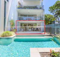 A Deluxe Swim Up - Drift Apartments South - Accommodation Search