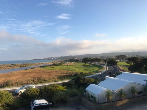 A Great Ocean View Motel - Accommodation Search 1