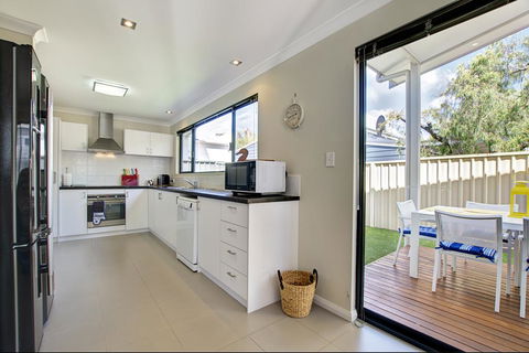 A Little Luxury In Town - Accommodation Search 1
